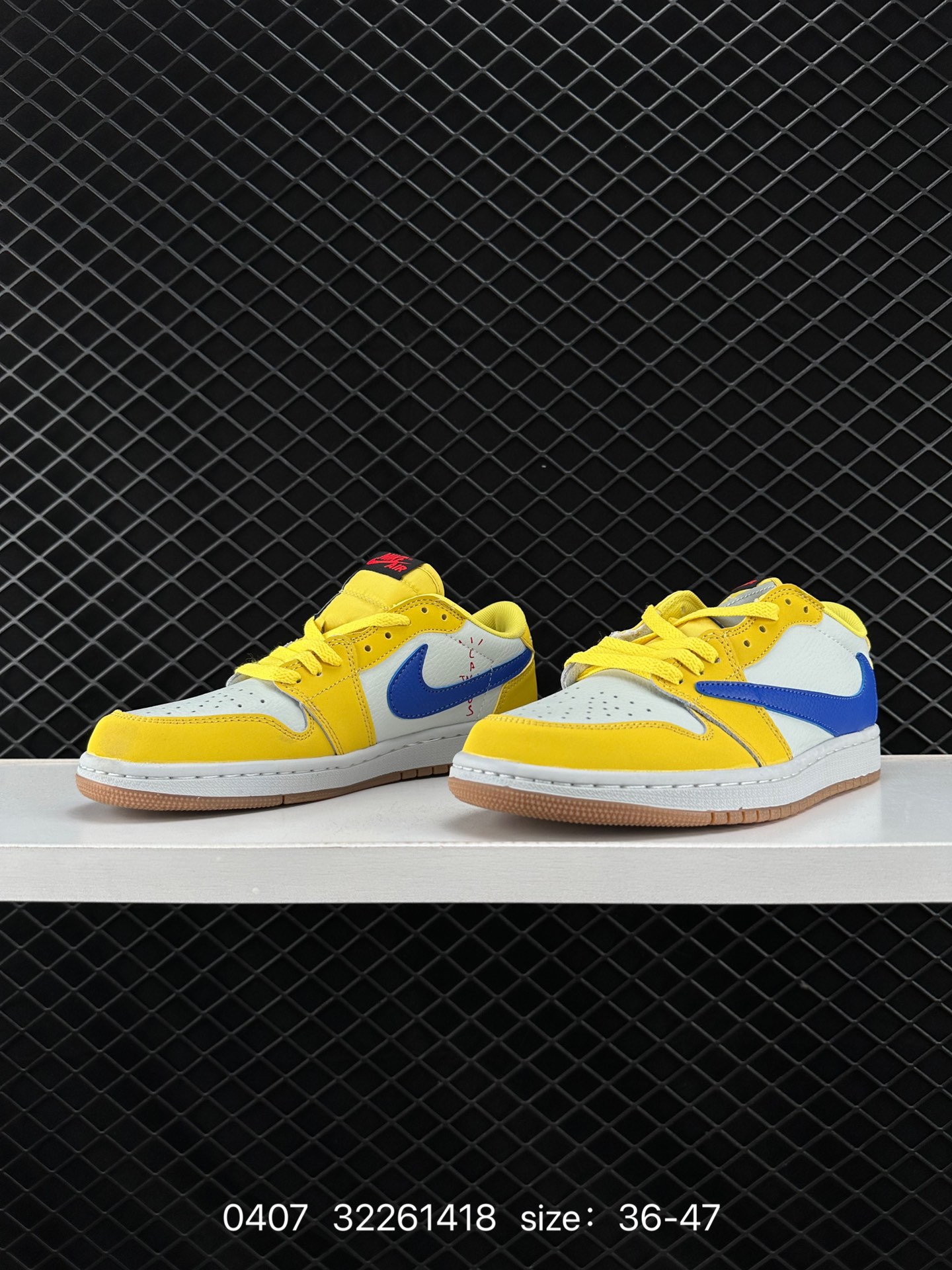 Travis Scott x Air Jordan 1 Low 